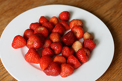 Gewaschene und geputzte Erdbeeren
